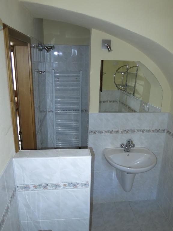 Dum U Jelena Apartment Вимперк Стая снимка